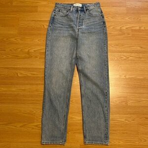 Denim Forum The BF high rise loose fit size 25